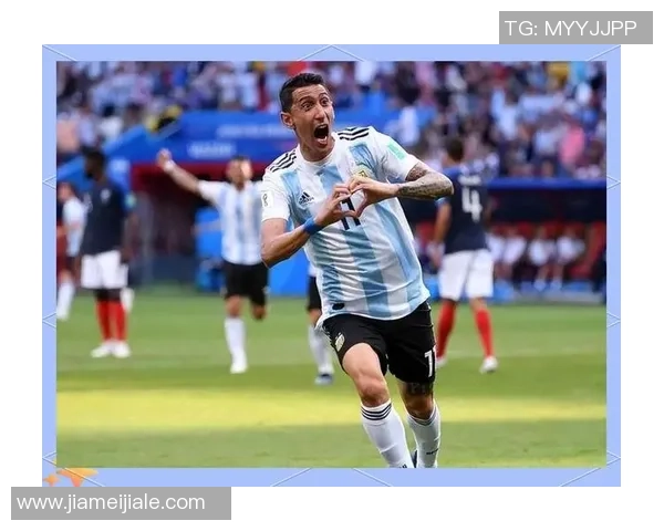 足球赛场上的璀璨明星：深入了解各大球星的风采与成就